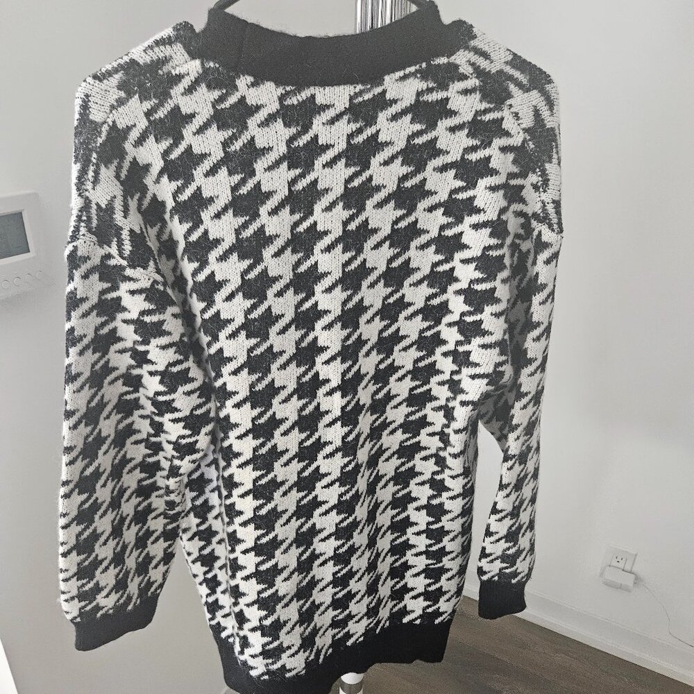 Button down oversize sweater - Picture 3 of 5